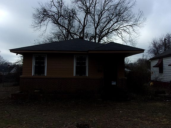 2nd image of 1485 South Ave