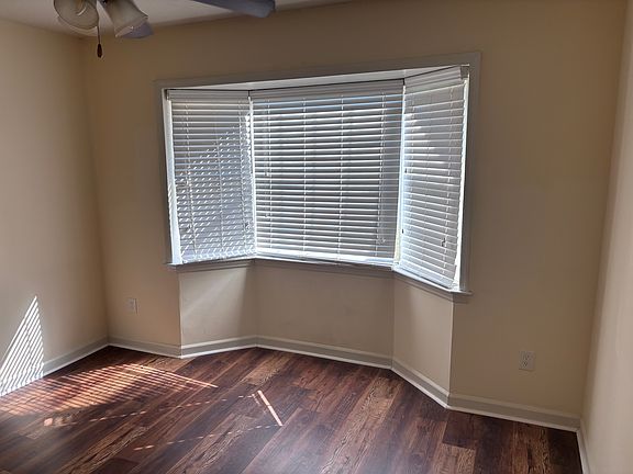 3rd image of 1153 Northwood Dr