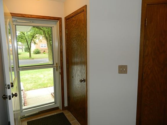 2nd image of 1620 Becher Dr