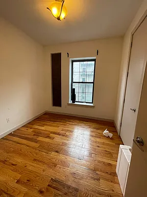 Rented by Greenrock Management | media 8