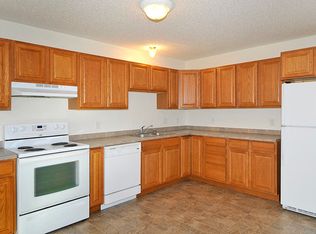 2610 Cardinal Ave APT 301, Faribault, MN 55021