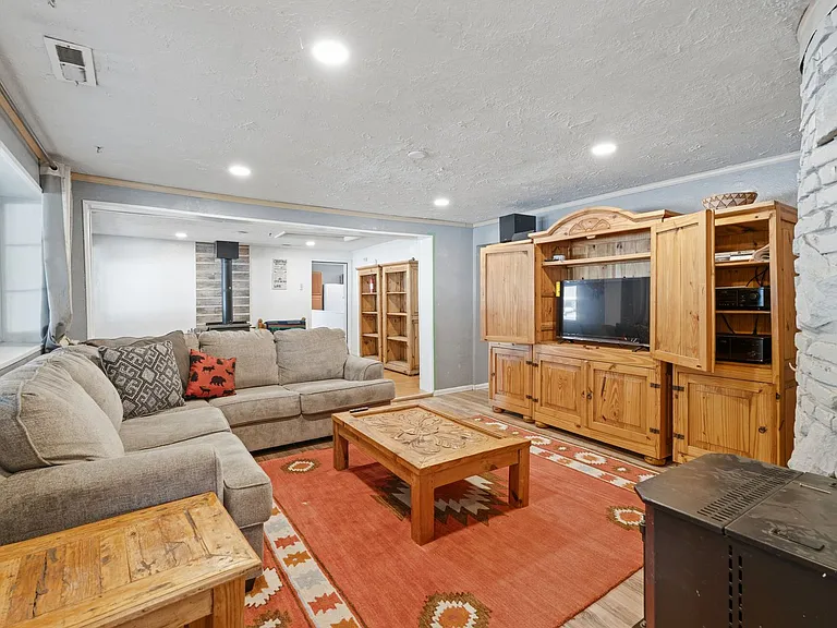 14428 E Wellesley Ave — Photo 3