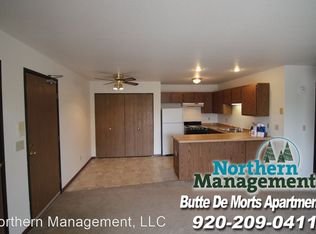 941 Tayco St APT 7, Menasha, WI 54952