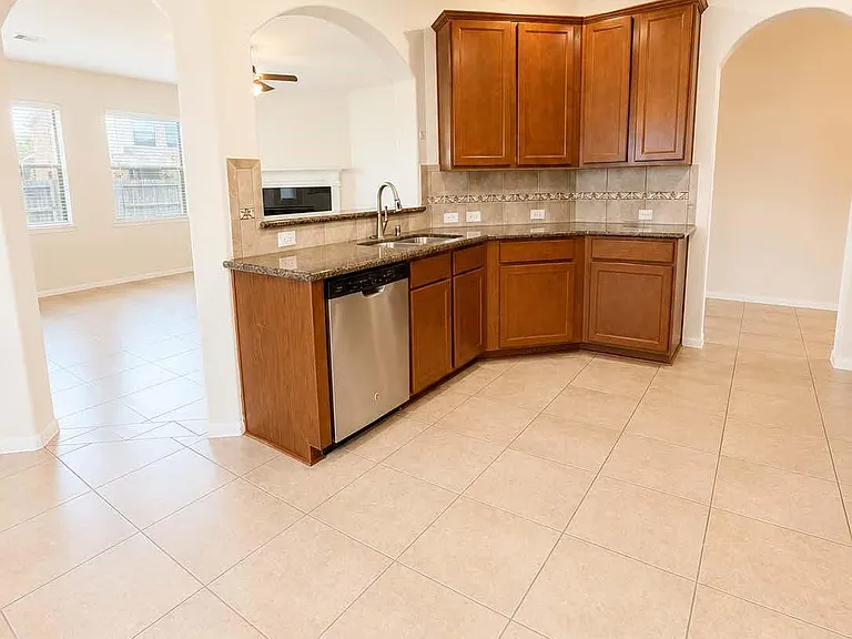11715 Pureli Ct — Photo 10