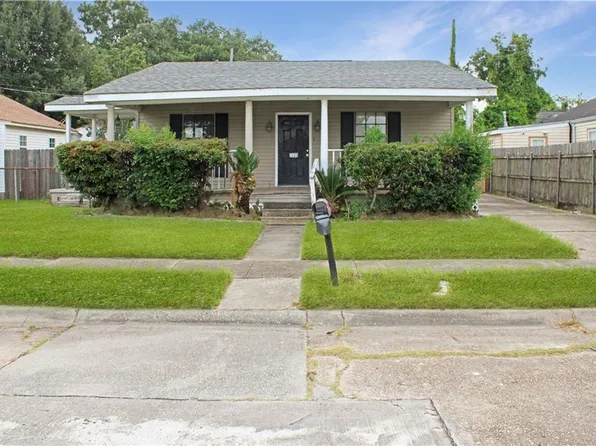 24 Curtis Dr, New Orleans, LA 70126