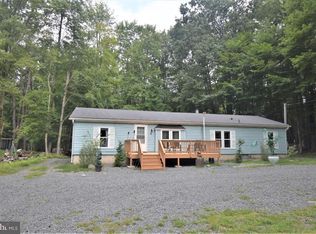 135 Ridge Rd, Pocono Lake, PA 18347
