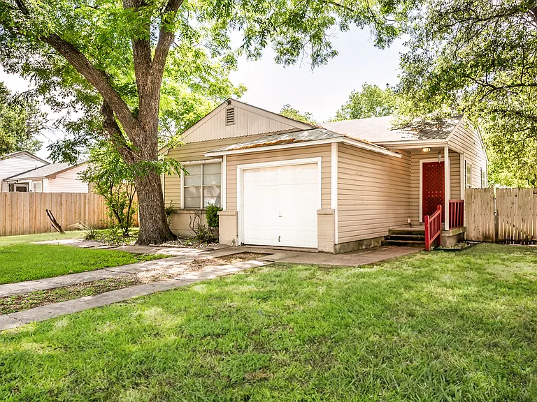 10943 Desdemona Dr — Photo 3