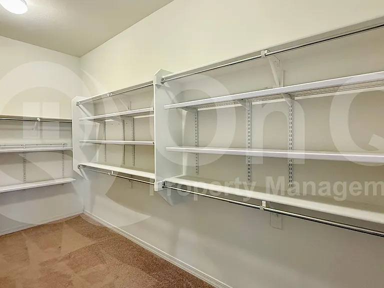 9707 W Patrick Ln — Photo 17