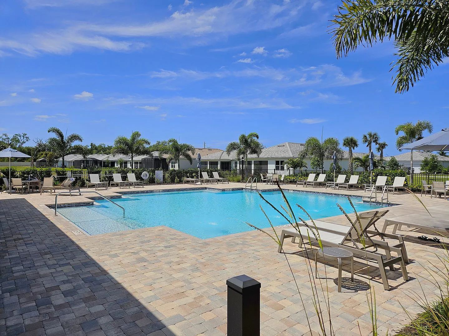 New Construction Seasonal Short-Term 3 Bedroom 2 Bathroom with a Bonus Room in Legacy Groves! — Photo 2