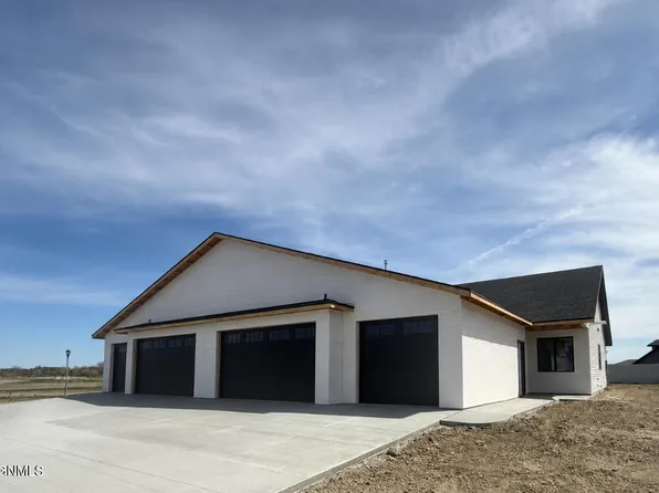 219 Kamrose Dr, Bismarck, ND 58504
