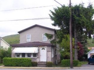 12 Pennsylvania Ave, Wilmerding, PA 15148