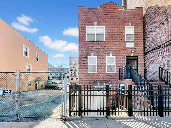 2527 Matthews Ave #1-5, Bronx, NY 10467