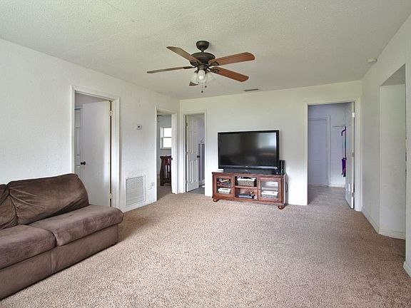 4th image of 5990 Beckworth Ave