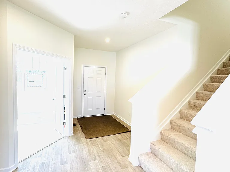 514 Penwell Dr — Photo 29