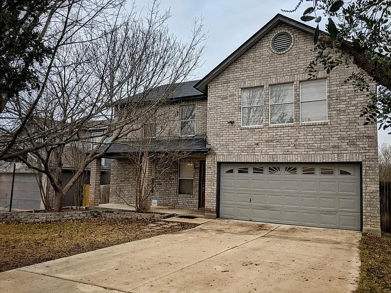 4507 Sherwood Way — Photo 1