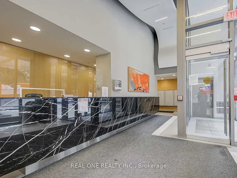 3 Market St #210 — Photo 26