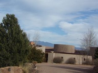 6 Plaza Molleno, Santa Fe, NM 87506