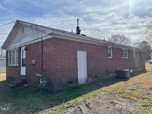 4th image of 602 S Massey St