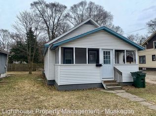 1628 McIlwraith St, Muskegon, MI 49442