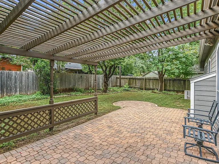 8617 Little Laura Dr — Photo 20