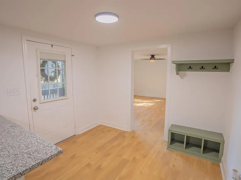 30114 Oak St — Photo 4