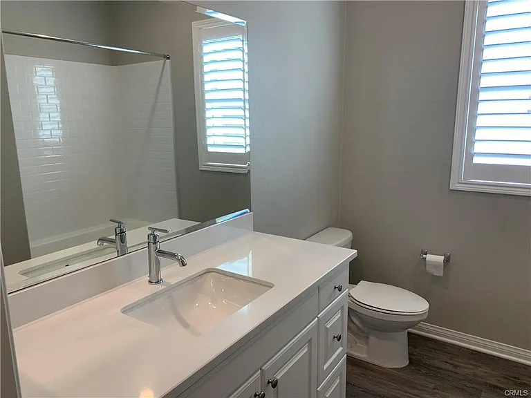 27450 Tyrrhenian Dr — Photo 18