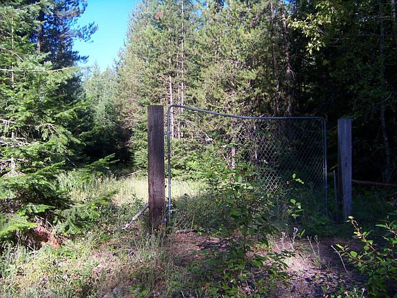 4th image of 51 Pine Dr