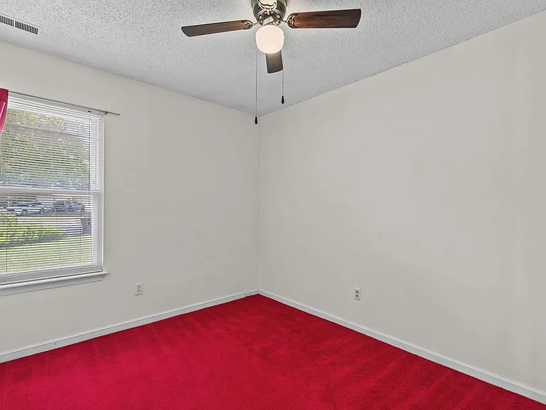 904 Scarlet Oak Ct N — Photo 17