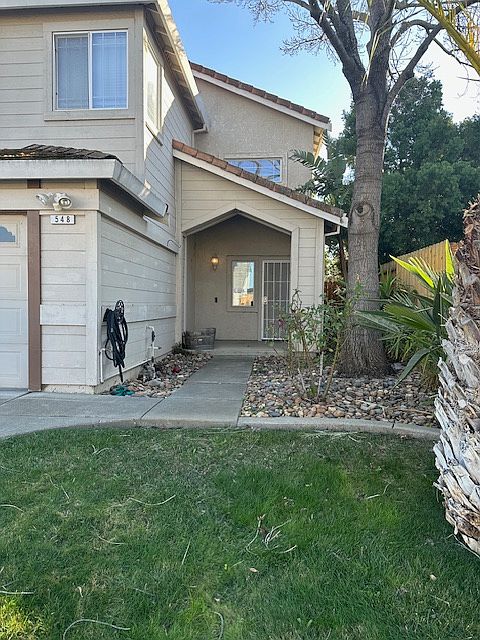1st image of 548 Edenderry Dr