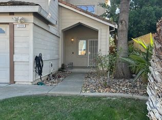 548 Edenderry Dr, Vacaville, CA 95688