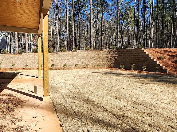 4th image of 10041 Lakeview Pkwy