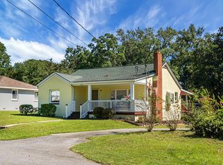 1007 Holcombe Rd, Hanahan, SC 29410