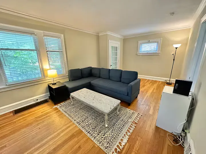 3 bed, 1.5 bath, 1440 sqft, $2,000 — Photo 4