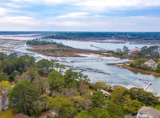 12 Lady Elizabeth Dr, Beaufort, SC 29907