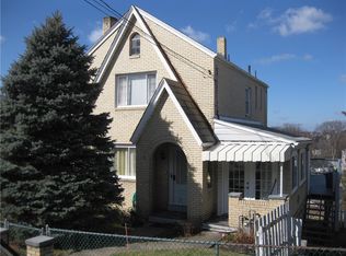 1336 Vinemont St, Pittsburgh, PA 15205