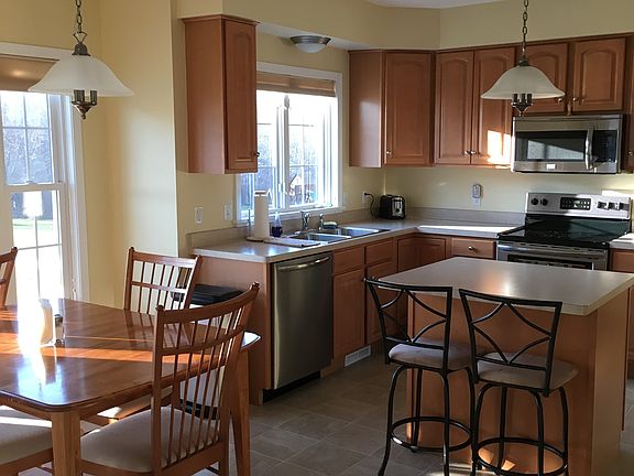 5th image of 1842 Halesworth Ln
