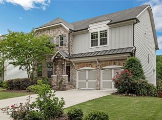 935 Grove Valley Dr, Cumming, GA 30041