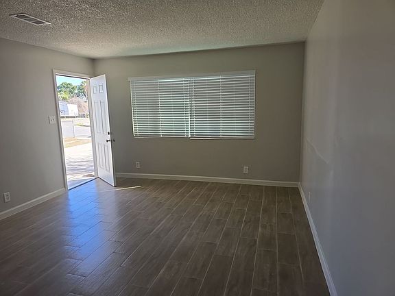 3rd image of 121 S Regal St