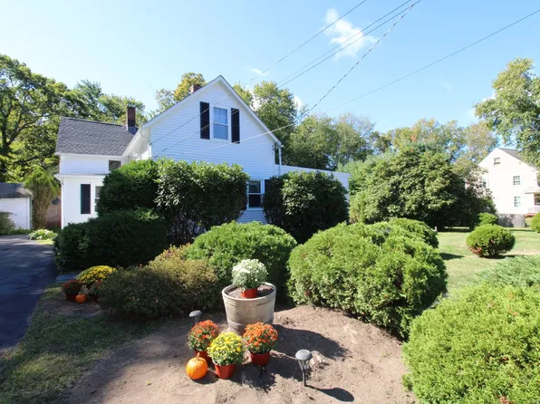 48 Colchester Avenue, East Hampton, CT 06424