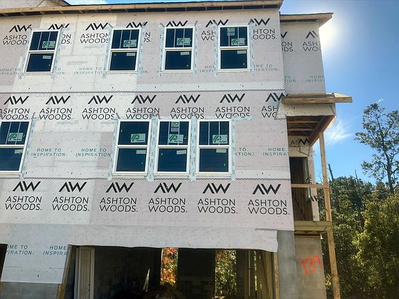 139 Winding River Drive, Homesite 6E Interior Image 3