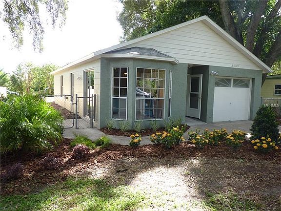 2nd image of 2509 Lake Wade Ct