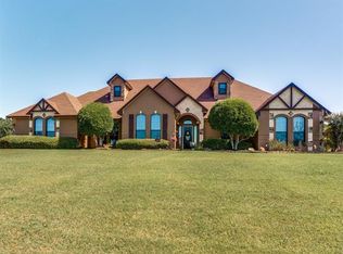 240 Sherry Ln, Burleson, TX 76028
