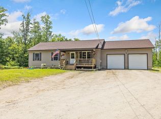 331 Foss Rd, Limerick, ME 04048