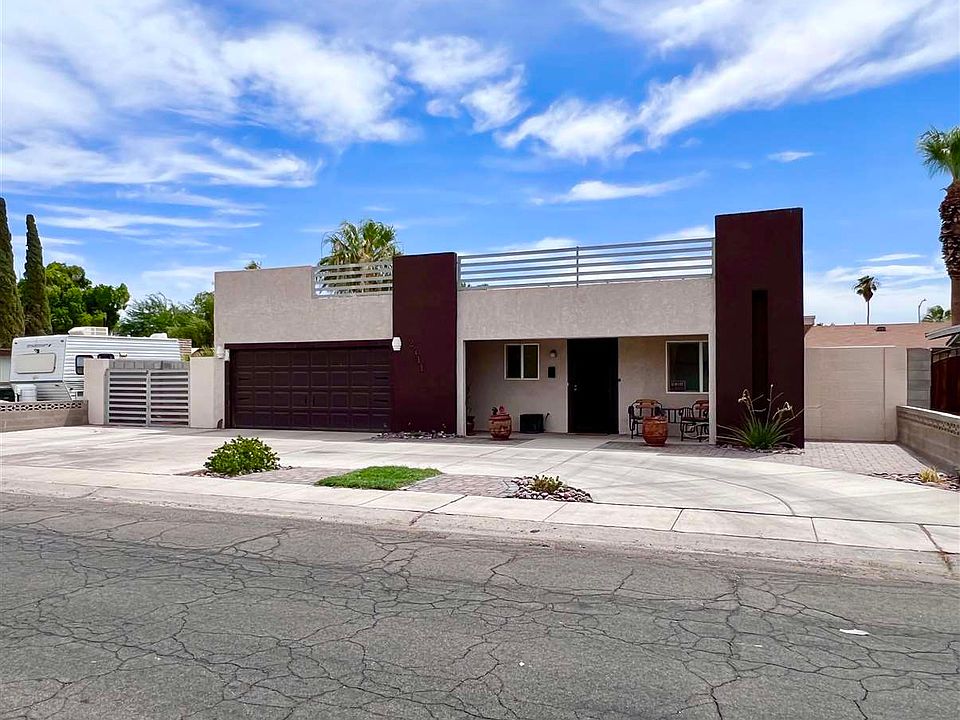 1st image of 2711 S Olivia Ave