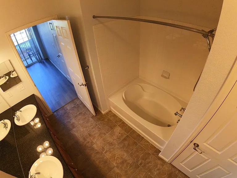 3100 Blue Sky Cir #14-106 — Photo 22
