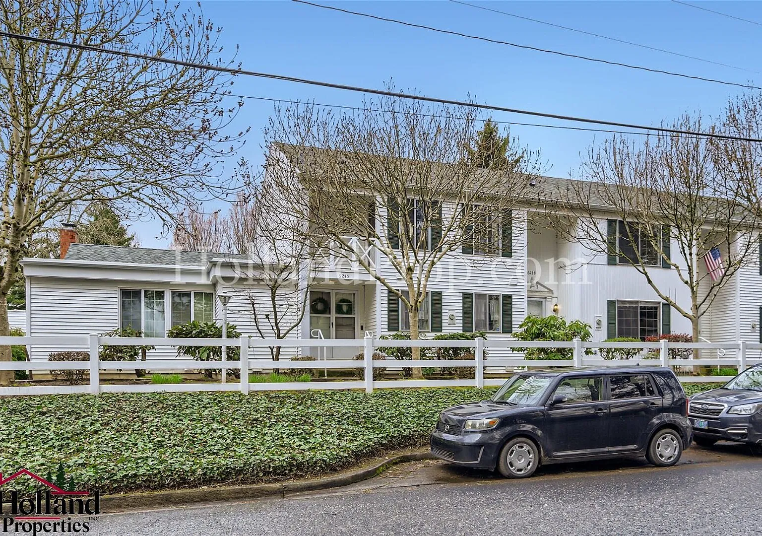 3 bedroom home in a great location of Beaverton — Photo 1