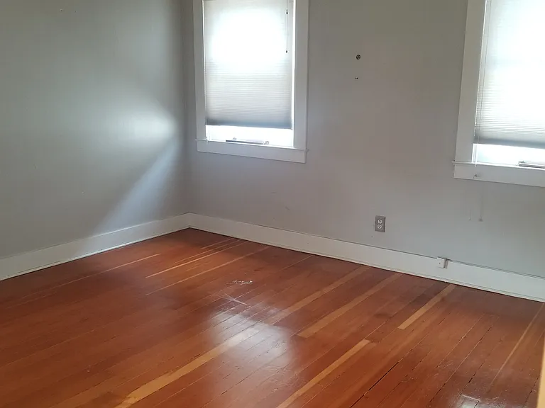 3334 J St #4 — Photo 12