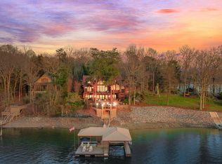 686 Lake Dr, Morganton, GA 30560
