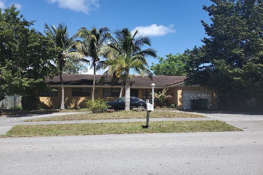 1st image of 9111 SW 164th St