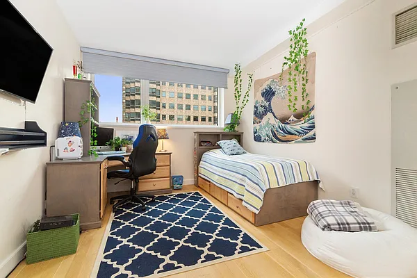 Rented by Douglas Elliman | media 21